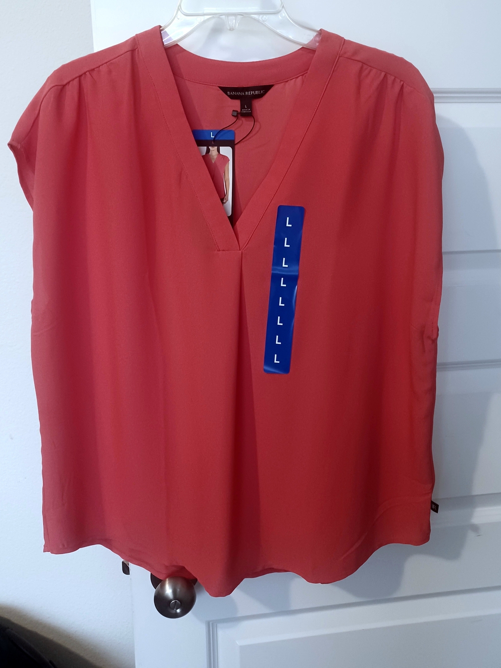 Banana Republic Coral V-Neck Cap Sleeve Blouse